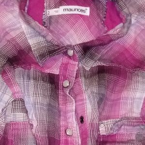 Maurice button up